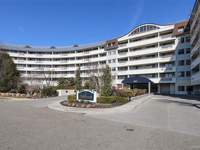 100 Harborview Drive #301