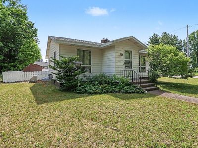 8931 Aura St