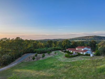 2495 Meadow Creek Rd