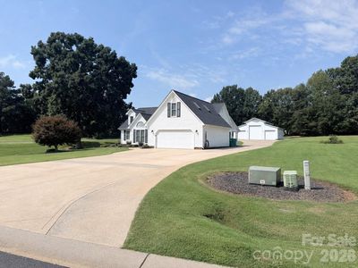 620 Redah Ave
