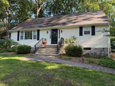11 Haring Dr