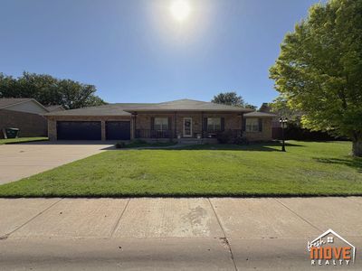 2490 Lilac Dr