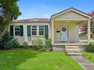 1301 Franklin Ave