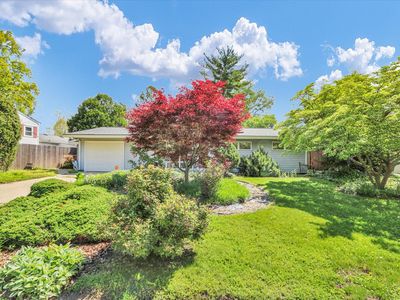 1302 Briarwood Dr