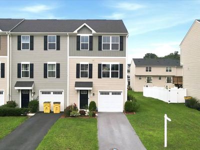 48 Snickers Ct