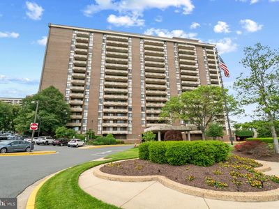1800 Old Meadow Rd APT 903
