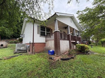 807 Trammell St