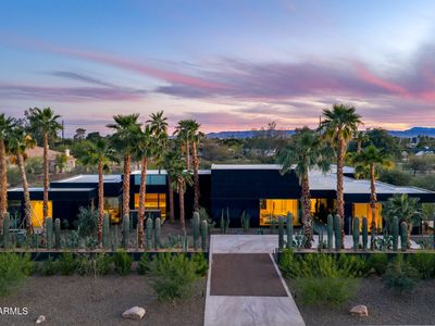 3427 E STANFORD Drive