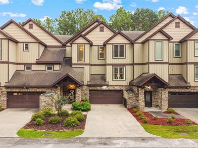 19 Whitewater Way