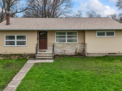 Property at 636 11th St, Nevada, IA