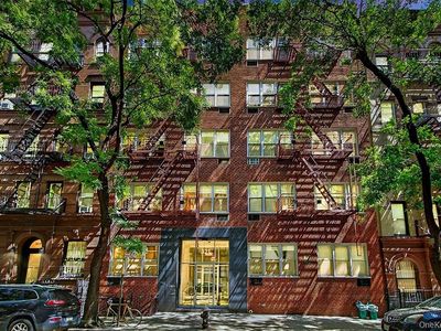 321 E 89th St APT 2B