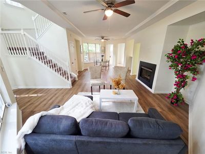 800 Oak Springs Ct