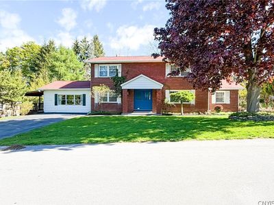 Property at 5 Chestnut Rd, New Hartford, NY