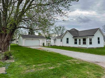 205 W Main St