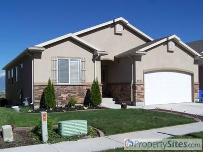 8057 S Madison Nan Dr