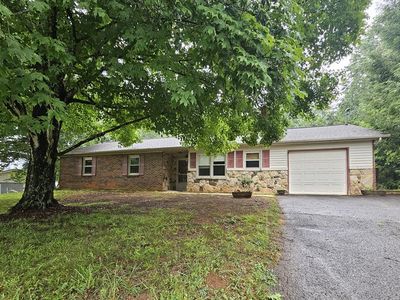 301 Cora Rd