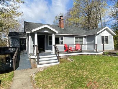 20 Grand View Ave