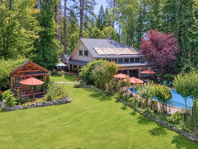11735 Bourbon Hill Rd