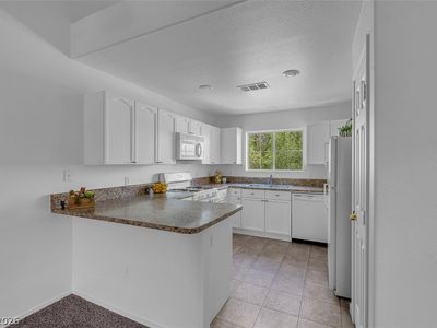 353 Amber Pine St APT 203