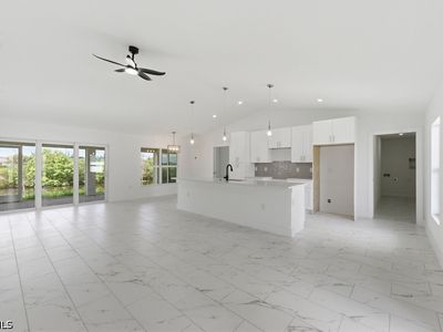 10 NW 20th St