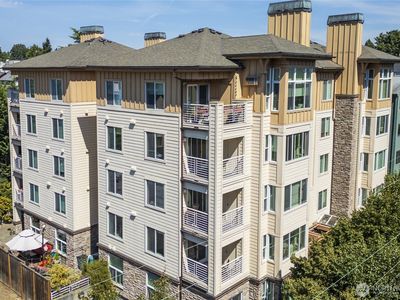 1762 NW 57th Street #203
