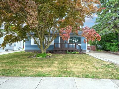 1017 Amelia Ave
