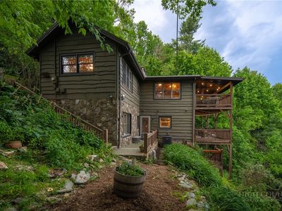 1243 Deck Hill Road