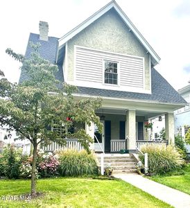 1013 Walnut St