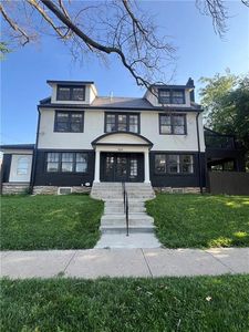 804 W 33rd St