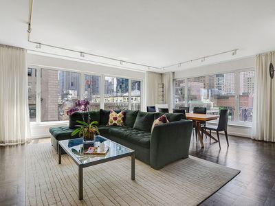 200 Central Park S APT 19J