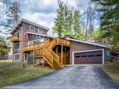 8838 Lake Shore Trl