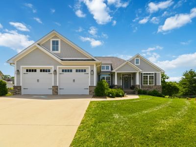 70 Lindrick Dr