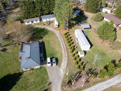 29 Delta Dr