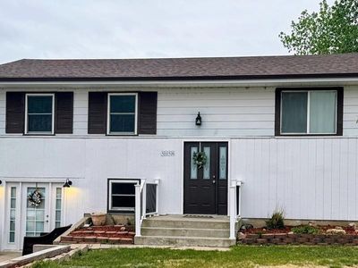 5158 Isabella Dr