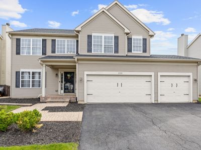 2321 Amsterdam Cir