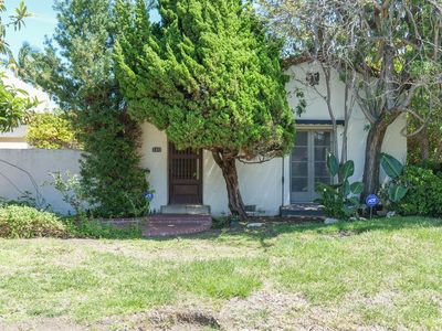 110 N Elm Dr