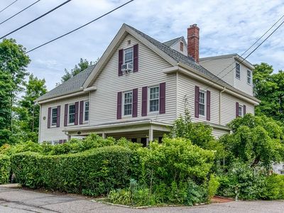 4 Spruce St Unit 4