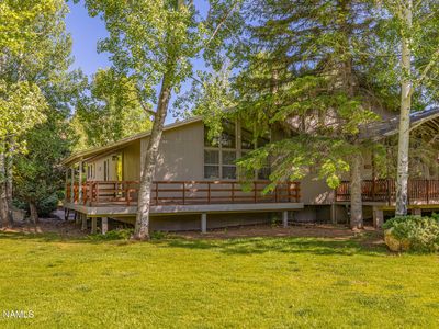 2047 N Country Club Dr