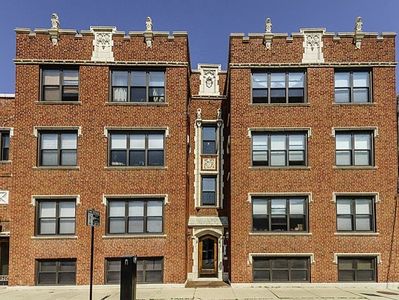 6710 N Oliphant Ave APT 3