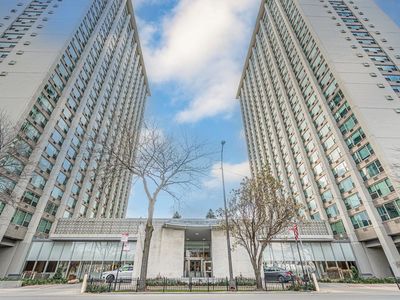 3600 N Lake Shore Dr APT 2101