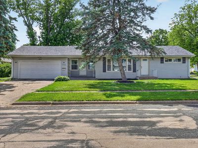908 S Bauch Ave