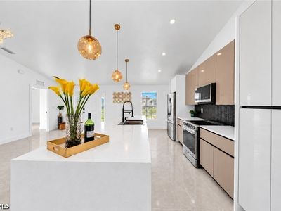 3449 NE 8th Place Cpe