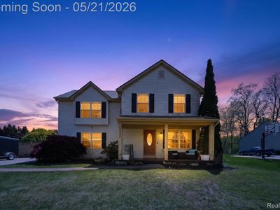 5425 Blossom Ln