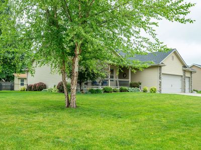 1150 Cedar Dr
