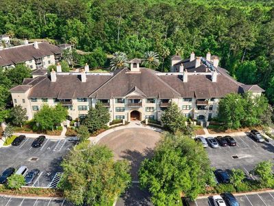 965 REGISTRY Boulevard #202