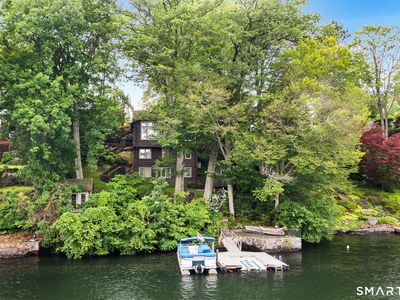 45 Lake Drive South