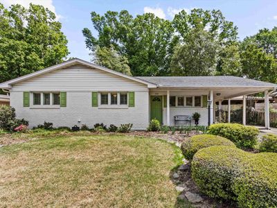 272 Leonora Dr