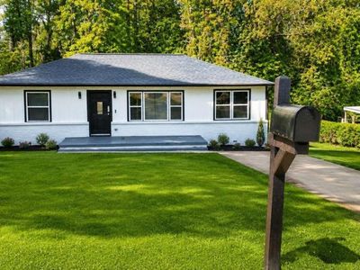 2554 Gordon Cir SE
