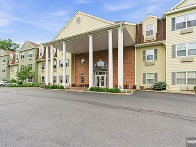 1208 Richmond Rd #208