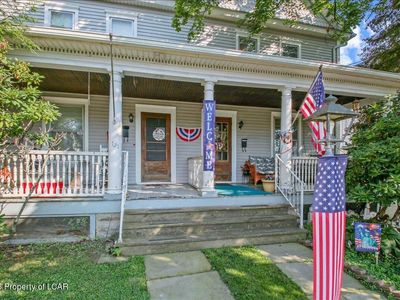 121 Warren St